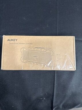 AUKEY SoundTank Wireless Bluetooth Speaker SK-M12 New Sealed
